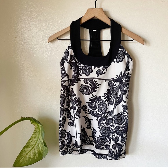 lululemon athletica Tops - Lululemon | Scoop Neck Tank